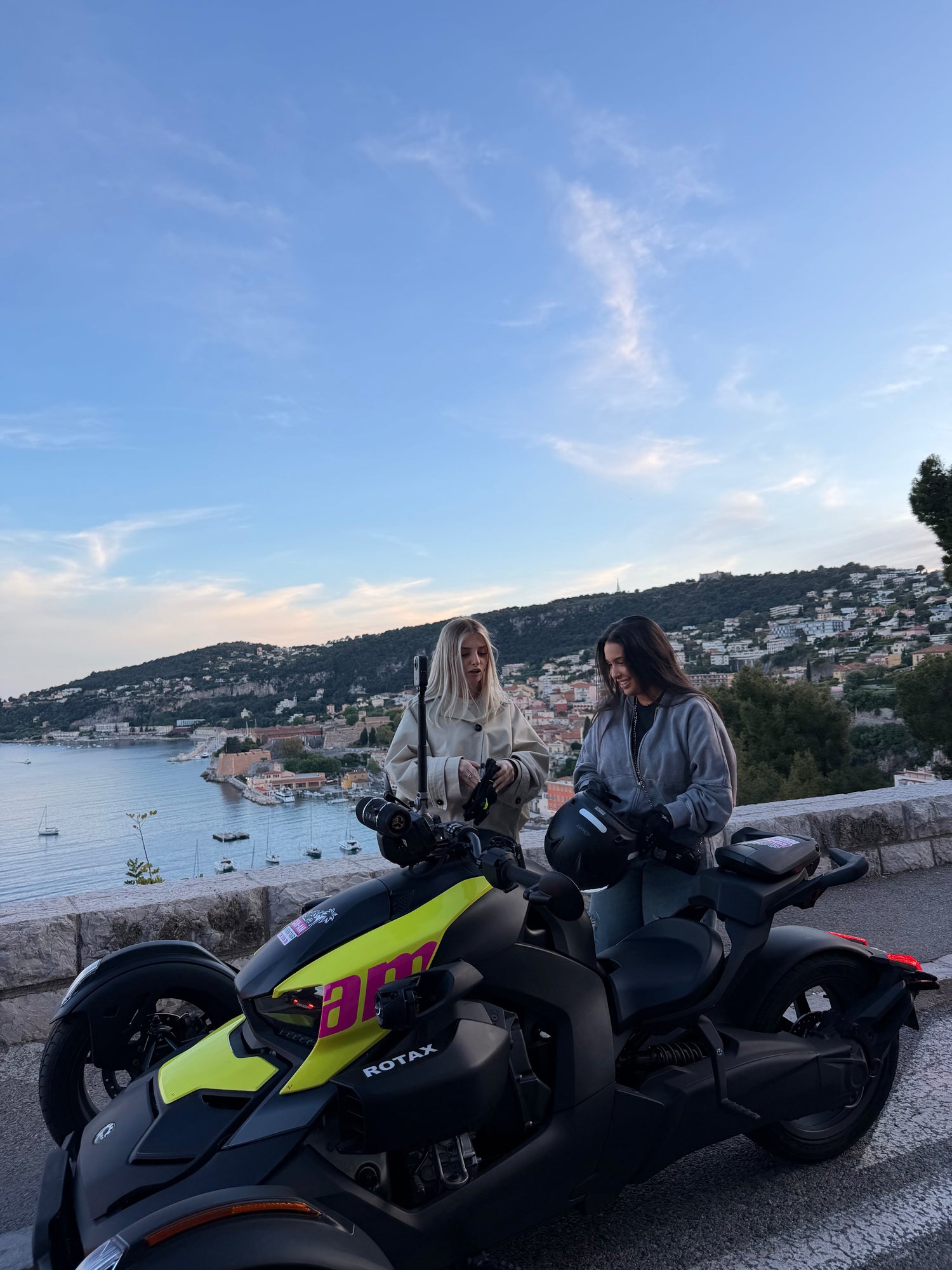 NICE TOUR (duo) Can-Am Paris Tour